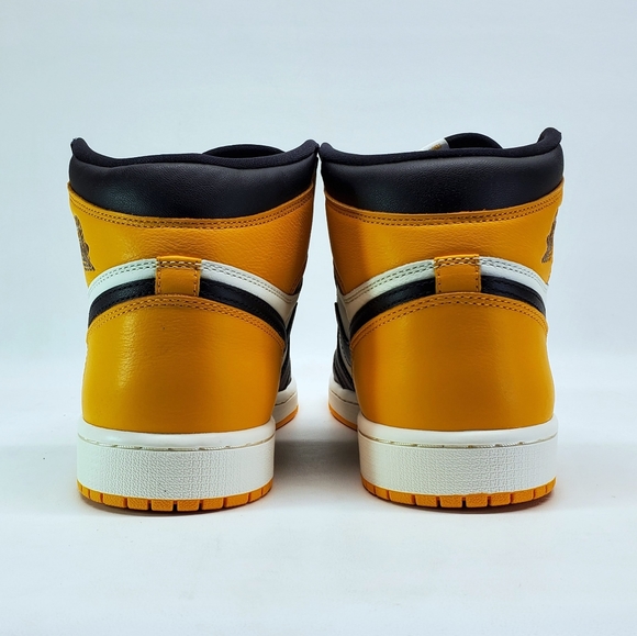 Air Jordan Retro 1 High - Picture 5 of 12